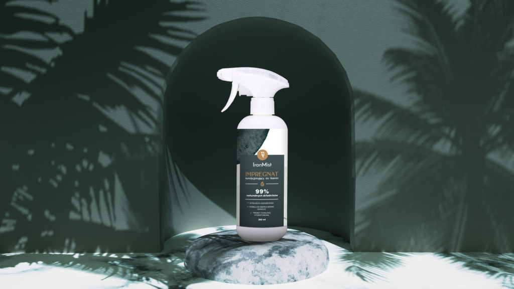 Zdjęcie przedstawia opakowanie produktu Impregnat kondycjonujący do tkanin IronMist